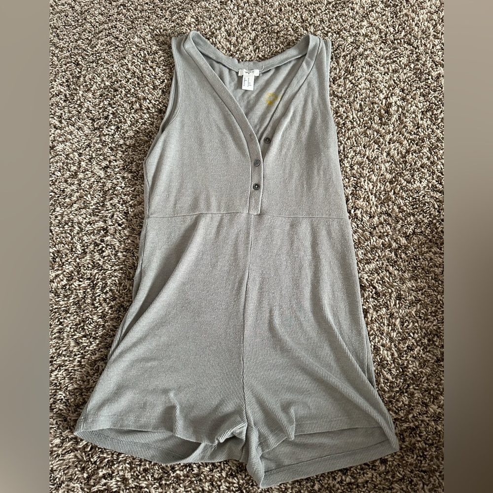 Grey Romper/Jumpsuit